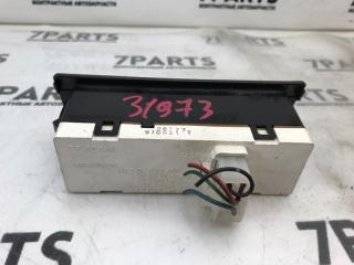 Часы MITSUBISHI GALANT E39A MB521560 3 ракурс
