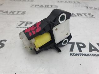 Датчик airbag TOYOTA IST NCP110 89173-04010 3 ракурс