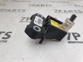 Датчик airbag TOYOTA IST NCP110 89173-04010 2 ракурс