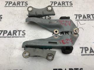Крепление капота переднее NISSAN SERENA TC24 654004N000,654014N000 2 ракурс