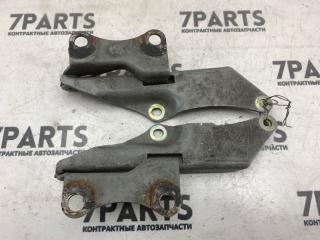 Крепление капота NISSAN CUBE AZ10 654002U000,654012U000 2 ракурс