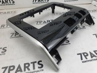 Консоль магнитофона NISSAN SERENA C27 682U15TA0A 3 ракурс
