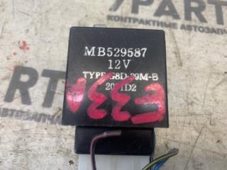 Блок управления MITSUBISHI GALANT E33A MB529587 3 ракурс