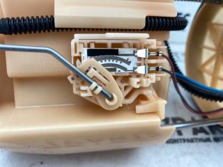 Бензонасос MAZDA DEMIO DEJFS P3-VPS P3011335X 2 ракурс