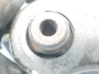 Подушка редуктора HONDA ODYSSEY RA4 F23A 5 ракурс Подушка редуктора HONDA ODYSSEY RA4 F23A 5 ракурс