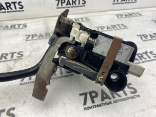 Селектор акпп HONDA STEPWGN RF1 B20B 2 ракурс