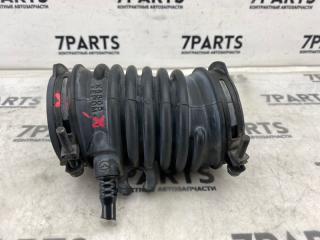 Патрубок воздушн.фильтра MAZDA PREMACY CWFFW PE-VPS PE2513221 1 ракурс