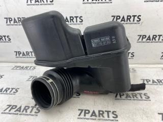 Патрубок воздушн.фильтра TOYOTA CROWN JZS171 1JZGE 17893-46150 3 ракурс Патрубок воздушн.фильтра TOYOTA CROWN JZS171 1JZGE 17893-46150 3 ракурс