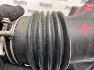 Патрубок воздушн.фильтра TOYOTA CROWN JZS171 1JZGE 17893-46150 5 ракурс