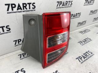 Стоп правый задний TOYOTA ISIS ZNM10 1ZZFE 44-64 3 ракурс