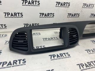 Консоль магнитофона NISSAN LIBERTY RM12 QR20DE 68240WF710 2 ракурс