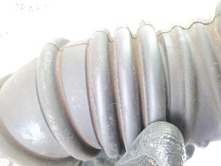 Патрубок воздушн.фильтра TOYOTA WISH ZNE10 17881-22080 3 ракурс