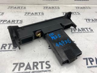 Бардачок NISSAN LAUREL HC35 RB20DE 3 ракурс