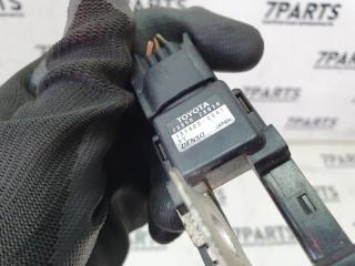 Клемма TOYOTA ESTIMA ACR30 2AZFE 28850-28010 3 ракурс