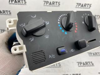 Климат-контроль NISSAN CUBE AZ10 CGA3DE 2 ракурс