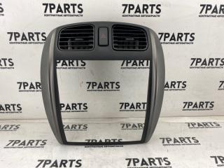 Консоль магнитофона MAZDA PREMACY CP8W FP-DE C10055210B-00 1 ракурс