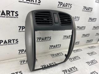 Консоль магнитофона MAZDA PREMACY CP8W FP-DE C10055210B-00 2 ракурс