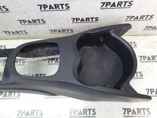 Бардачок между сиденьями TOYOTA VITZ KSP130 1KRFE 5 ракурс
