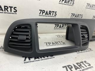 Консоль магнитофона NISSAN LIBERTY RM12 QR20DE 68240WF710 2 ракурс