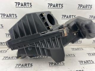 Корпус воздушного фильтра NISSAN TINO V10 QG18DE -- 4 ракурс