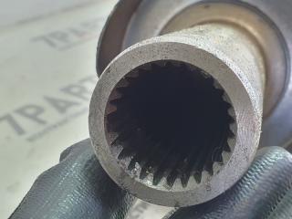 Кардан задний MITSUBISHI PAJERO IO H72W 4G94 MR518946 3 ракурс Кардан задний MITSUBISHI PAJERO IO H72W 4G94 MR518946 3 ракурс