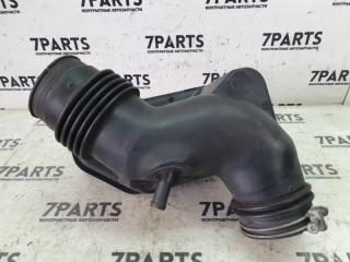Патрубок воздушн.фильтра TOYOTA CROWN JZS175 2JZFSE 17893-46140,17893-46141 1 ракурс Патрубок воздушн.фильтра TOYOTA CROWN JZS175 2JZFSE 17893-46140,17893-46141 1 ракурс
