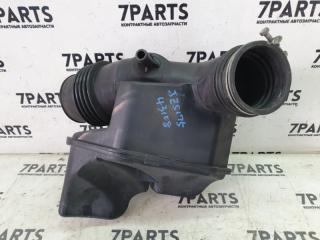 Патрубок воздушн.фильтра TOYOTA CROWN JZS175 2JZFSE 17893-46140,17893-46141 2 ракурс Патрубок воздушн.фильтра TOYOTA CROWN JZS175 2JZFSE 17893-46140,17893-46141 2 ракурс