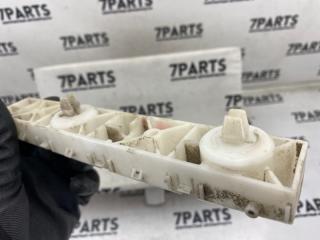 Крепление бампера правое переднее NISSAN TEANA J32 VQ25DE 3 ракурс