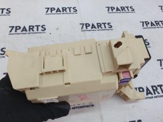Блок предохранителей TOYOTA CAMRY ACV40 2AZFE 82730-33D20 5 ракурс