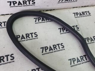 Уплотнительная резинка задняя MITSUBISHI PAJERO V65W 6G74 MR971376 2 ракурс Уплотнительная резинка задняя MITSUBISHI PAJERO V65W 6G74 MR971376 2 ракурс