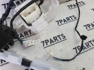 Коса салона правая MITSUBISHI PAJERO V65W 6G74 MR490212 2 ракурс