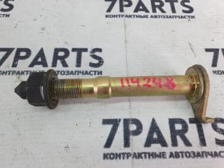 Болт задний MITSUBISHI PAJERO 2000