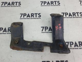 Крепление бампера правое переднее MITSUBISHI PAJERO V65W 6G74 MR437262 2 ракурс