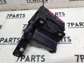 Блок предохранителей TOYOTA ARISTO JZS160 2JZGE 4 ракурс