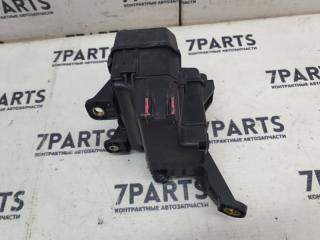 Блок предохранителей TOYOTA ARISTO JZS160 2JZGE 5 ракурс