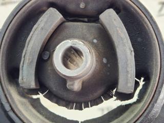 Подушка двигателя левая передняя NISSAN CEFIRO PA33 VQ25DD 112202Y101 5 ракурс