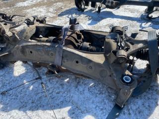 Балка подвески задняя TOYOTA SOARER UZZ31 1UZFE 3 ракурс