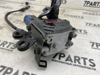 Блок круиз-контроля TOYOTA CELSIOR UCF21 1UZFE 5 ракурс Блок круиз-контроля TOYOTA CELSIOR UCF21 1UZFE 5 ракурс