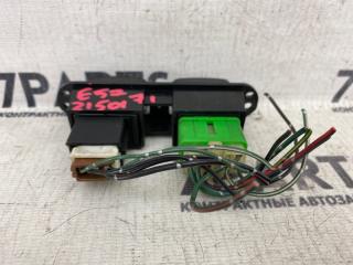 Кнопка аварийной сигнализации MITSUBISHI ETERNA E57A 4D68 2 ракурс