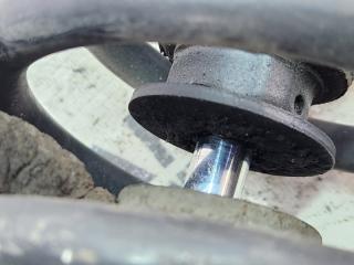Стойка правая передняя MITSUBISHI ETERNA E57A 4D68 4 ракурс