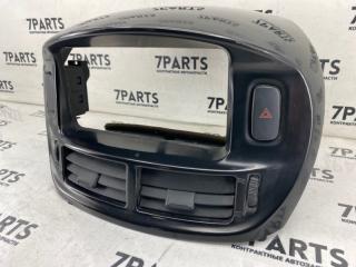 Консоль магнитофона TOYOTA ESTIMA MCR30 1MZFE 3 ракурс