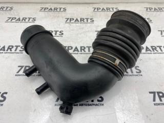 Патрубок воздушн.фильтра NISSAN ELGRAND ALWE50 VG33E 2 ракурс