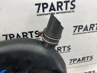Патрубок воздушн.фильтра NISSAN CEDRIC Y33 VG20E 165784P000 5 ракурс