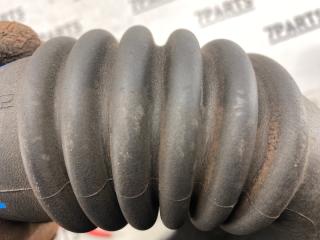 Патрубок воздушн.фильтра TOYOTA VITZ NCP10 2NZFE 17881-21010 4 ракурс