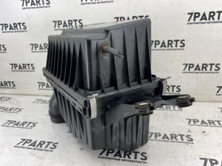 Корпус воздушного фильтра NISSAN ELGRAND ALE50 VG33E 2 ракурс