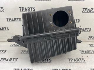 Корпус воздушного фильтра NISSAN ELGRAND ALE50 VG33E 4 ракурс