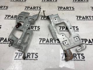 Крепление магнитофона TOYOTA SOARER UZZ31 1UZFE 2 ракурс