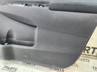 Обшивка дверей правая передняя TOYOTA VITZ NSP130 1NR-FE 4 ракурс
