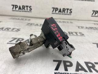 Клемма TOYOTA RACTIS SCP100 2SZFE 28850-40010 2 ракурс