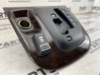 Консоль кпп MITSUBISHI CHARIOT GRANDIS N94W 4G64 3 ракурс